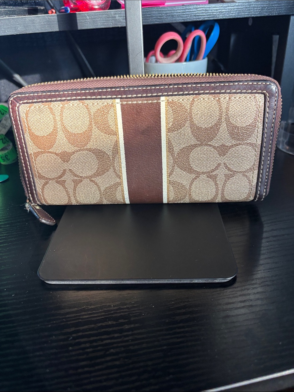 Coach Brown Signature heritage, stripe, accordion zip wallet - Picture 6 of 16